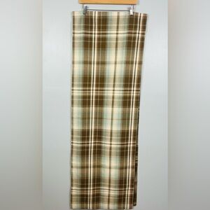 Pottery Barn 100% cotton ivory & brown plaid 18” x 108” tablerunner.